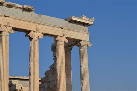 Free Images : structure, antique, monument, arch, column, landmark, pediment, roman temple ...