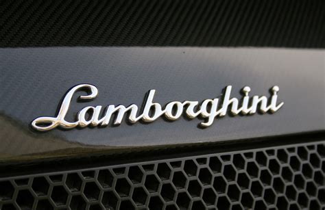 lamborghini emblem | Cool Car Wallpapers