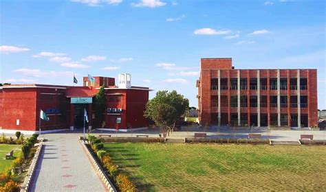 The University of Lahore UOL - A Knowledge Factory