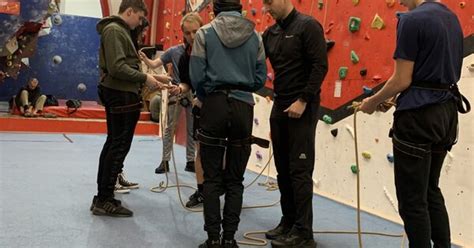 KS4 Awesome Walls Climbing - Safety, Knots and Belaying | Willow Bank School