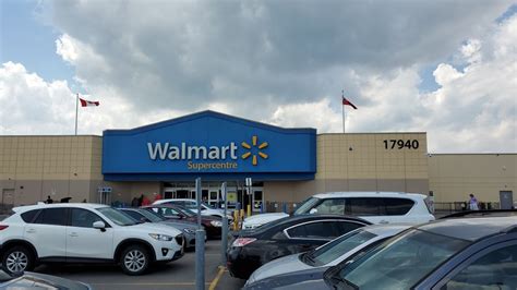 Walmart Supercentre - 17940 Yonge St, Newmarket, ON L3Y 8S4, Canada