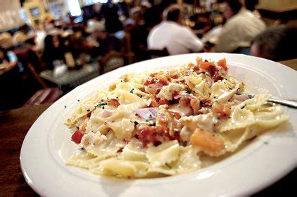 Recipe Ladies HR: johnny carino's bowtie festival pasta.