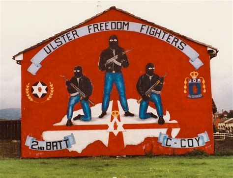 Belfast murals - a photo walk through recent history | Sophie’s World