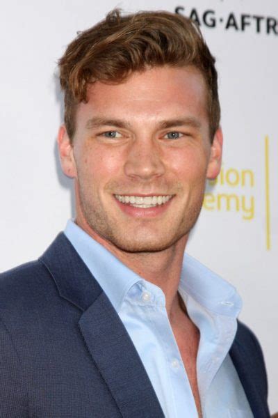 Derek Theler - Ethnicity of Celebs | EthniCelebs.com