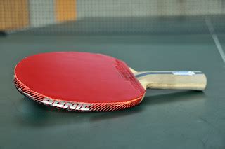 TT Schläger auf Tisch | Tischtennis | salomon10 | Flickr