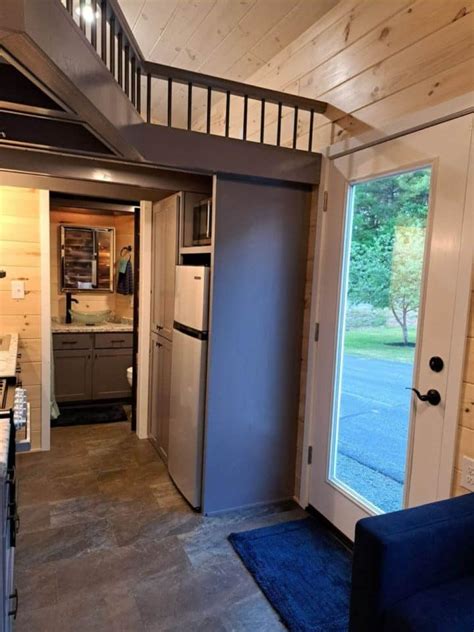 30' Tiny House On Wheels Is A Stunning 2 Bedroom Property - Tiny Houses