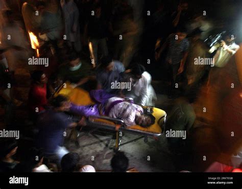 Pakistan arachi fire hi-res stock photography and images - Alamy