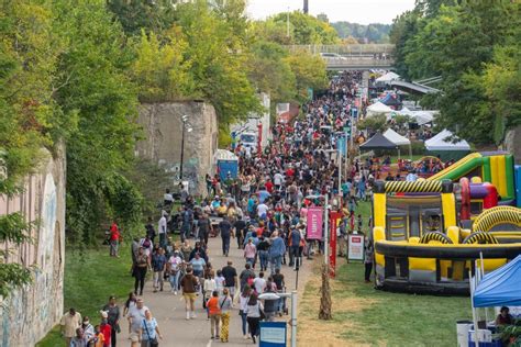 Harvest Fest & Food Truck Rally Return To Detroit Riverfront ...