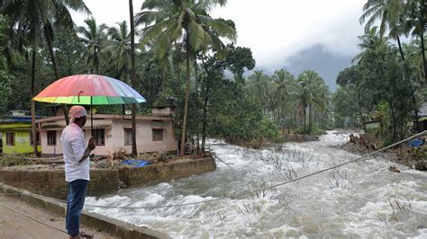 Red alert in 3 Kerala districts for extremely heavy rainfall, tourists advised to avoid hilly ...