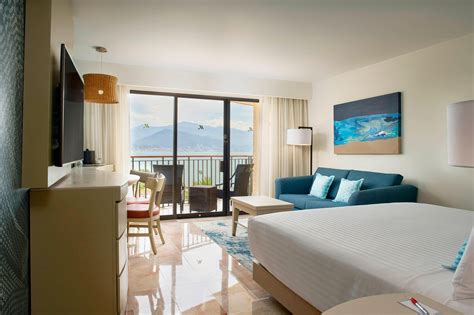 Puerto Vallarta Mexico Hotel Rooms | Marriott Puerto Vallarta Resort & Spa