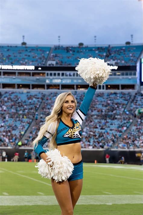 Jacksonville Jaguars Cheerleaders in 2024 | Nfl cheerleaders ...