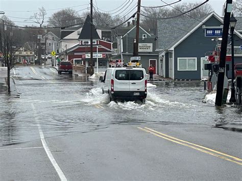 Maine braces for potentially serious coastal flooding with Saturday storm | Maine Public