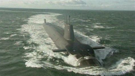 Women to be allowed to serve on Royal Navy submarines - BBC News