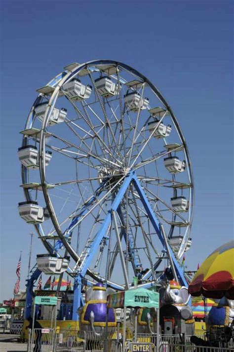 Texas Rice Festival lights up Winnie this weekend with entertainment, rides - Beaumont Enterprise