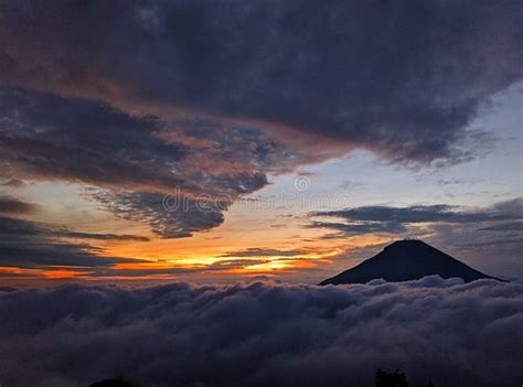 Sunrise at Sikunir Hill, Dieng, Central Java Stock Photo - Image of hill, central: 263644712