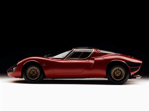 Alfa Romeo 33 Stradale Side View