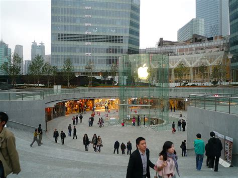 Apple To Hire About 300 Employees In China, Will Step Up Its Game In ...