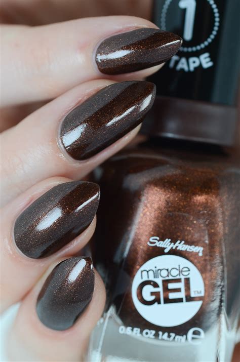 Sally Hansen Miracle Gel (5) - Nail Lacquer UK