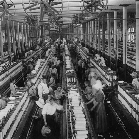 Textile Manufacturing in the Industrial Revolution - HISTORY CRUNCH ...