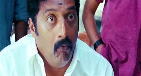 Prakash Raj Mayil Vaahanam Impressed Reaction Singam. Periya vishayam aiya.