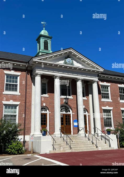 Town Hall in Braintree Massachusetts USA Stock Photo - Alamy