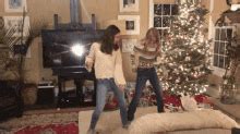 Christmas Dancing Gif GIFs | Tenor