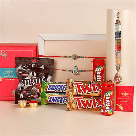 Rakhi with Chocolates Online | Send Rakhi with Chocolates Online - FNP