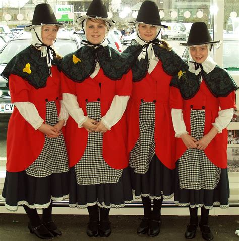 St David's Day | European costumes, Welsh lady, Traditional outfits