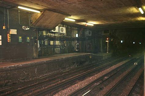 Disused Stations: Shadwell Station (East London Line)