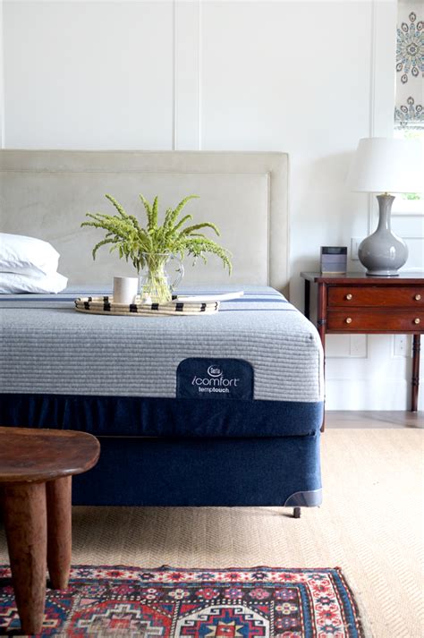 Too Cool: Serta iComfort Memory Foam Mattress | Carley K.