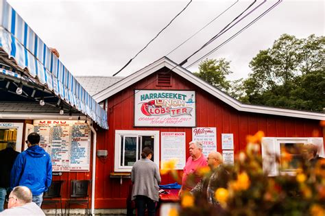 Top Spots for the Best Lobster Rolls in Portland, Maine - Flight and Ferry