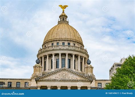 Exterior of the Mississippi State Capitol Building Stock Image - Image of travel, architecture ...