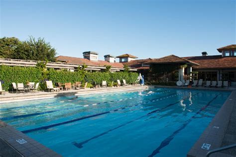 The Inn at Spanish Bay, find the best golf trip in California