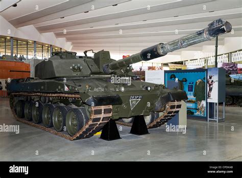 Challenger II / 2 Main Battle tank / MBT exhibit on display at The Tank Museum, Bovington ...