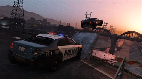 Image - Police Chase-GTA V.png - GTA Wiki, the Grand Theft Auto Wiki - GTA IV, San Andreas, Vice ...