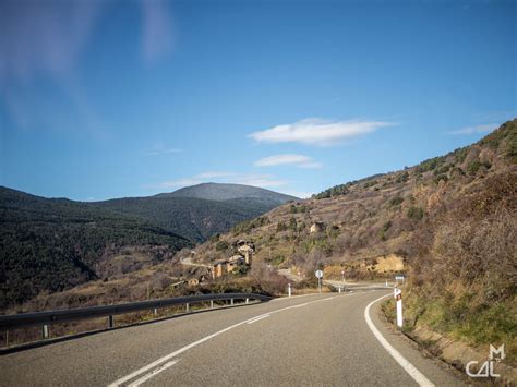 Road-trip Pyrénées N260 : volutes de la N260 sur le flanc de la montagne, Espagne | Mon chat ...