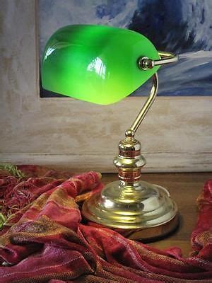 Vintage Brass Bankers Desk Lamp… with Green Glass Shade... | Lamp, Desk lamp, Affordable lighting