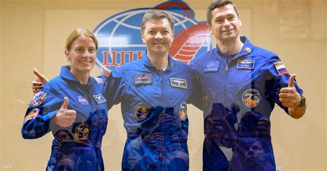 Including an American... 3 astronauts arrive at the International Space ...