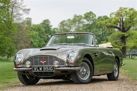 Aston Martin DB6 Volante sells for £619,400 at Historics Auction ...