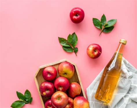 Apple Cider Vinegar Hair Rinse: Instructions, Benefits, Tips