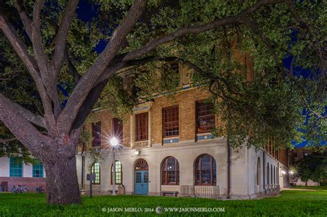 2014100401, Sutton Hall | The University of Texas - Austin, Texas | Jason Merlo Photography