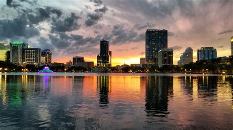 Lake Eola Park Orlando [4032x2268] : r/SkyPorn