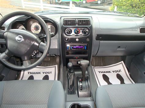 2004 Nissan xterra interior dimensions