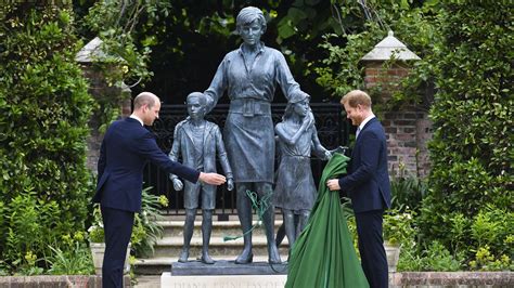 Harry and William Reunite to Unveil a Statue of Princess Diana | Vanity Fair