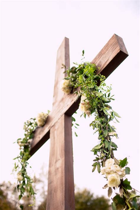 1000+ images about Wedding Ceremony Cross on Pinterest | Wedding, Altar wedding and Flower