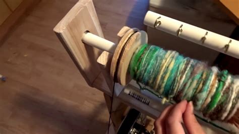 DIY Spinning Wheel - YouTube