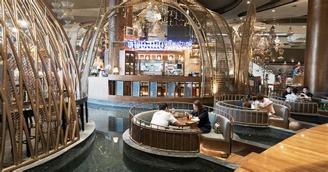 8 must-do things at ICONSIAM that’s more than luxury shopping (just 30 ...