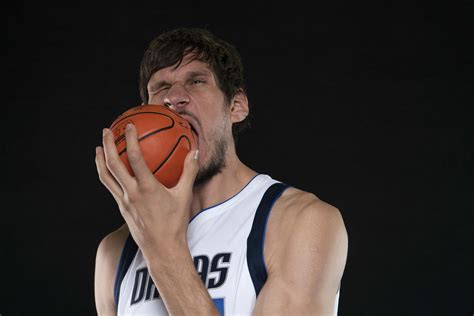 Issue 10: Cool Cats: Boban Marjanovic is an NBA Movie Star - Crisp Bounce Pass Newsletter