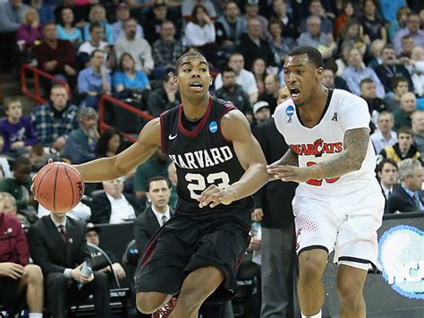 Harvard Crimson score second upset of the day, beating Cincinnati 61-57 ...