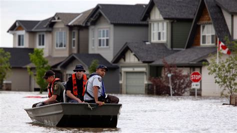 Some residents of hardest-hit flood zones in High River, Alberta ...